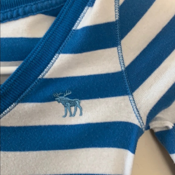 Abercrombie kids shirt - Picture 3 of 4